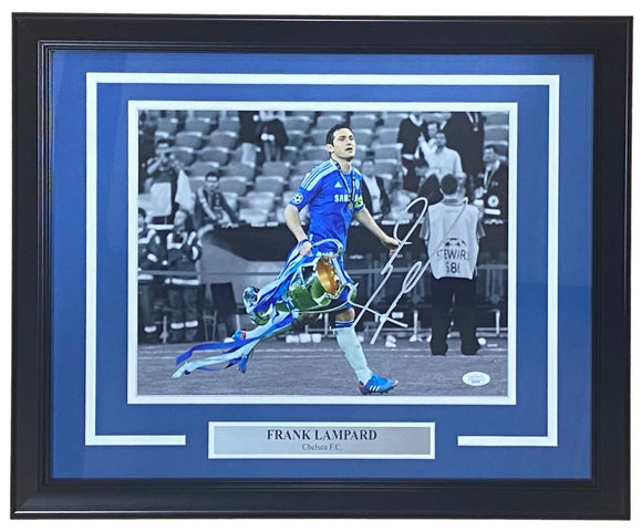 Frank Lampard Signed Framed 11x14 Chelsea FC Soccer Photo JSA