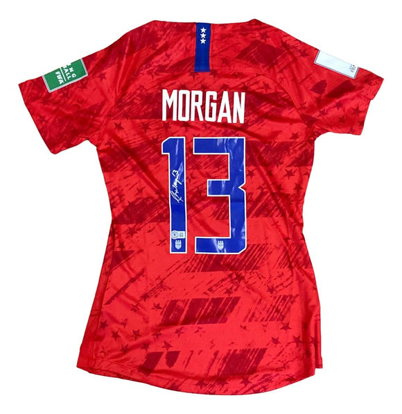 Alex Morgan Signed 2019/20 Nike USA Women's Red Small Soccer Jersey BAS