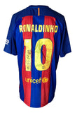 Ronaldinho Signed FC Barcelona Nike Soccer Jersey R10 Inscribed BAS ITP