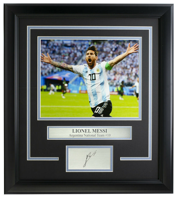 Lionel Messi Framed 8x10 Argentina Photo w/Laser Engraved Signature