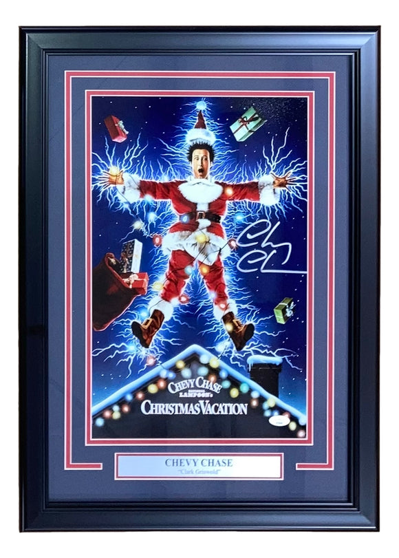 Chevy Chase Signed Framed 11x17 Lampoons Christmas Vacation Photo JSA