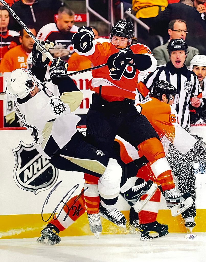 Framed Claude Giroux Philadelphia Flyers Autographed 16 x 20 Orange Jersey  Celebrating Spotlight Photograph - Autographed NHL Photos at 's  Sports Collectibles Store