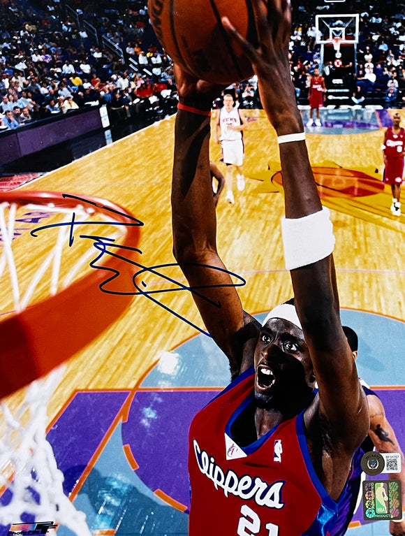 Darius Miles Signed Los Angeles Clippers 11x14 Photo BAS