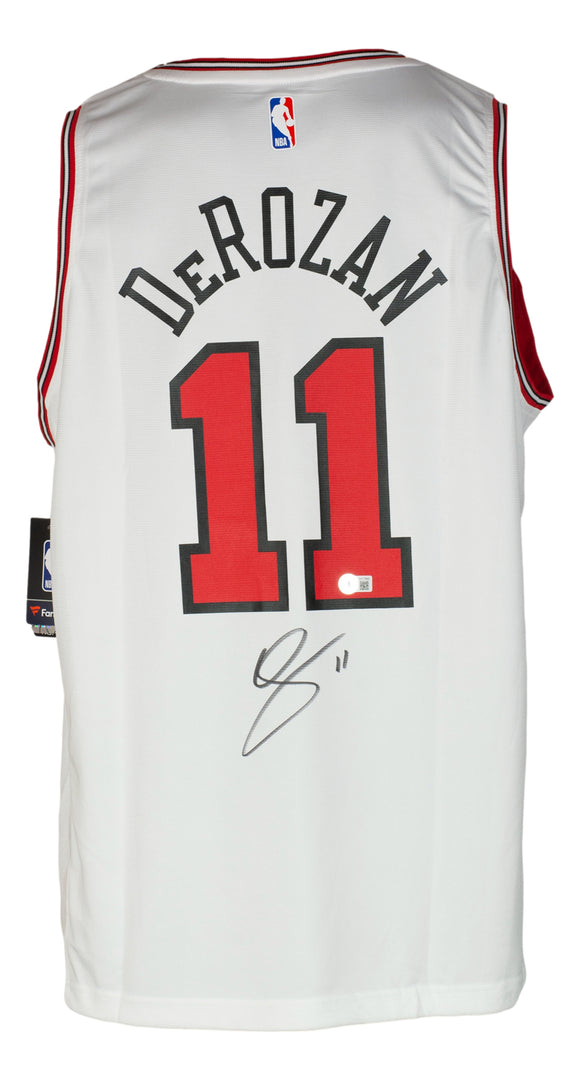 DeMar DeRozan Chicago Bulls Signed Autographed White #11 Custom
