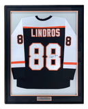 Eric Lindros Philadelphia Signed Framed Black Hockey Jersey HOF 16 JSA ITP