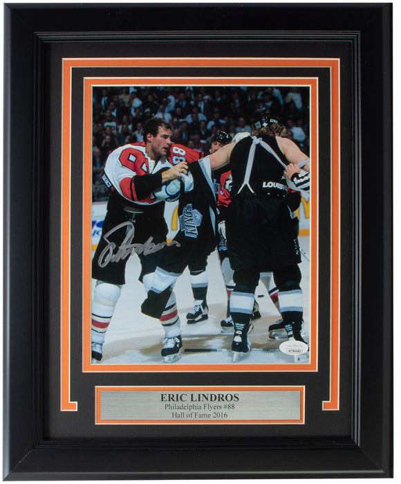 Eric Lindros Signed Framed 8x10 Philadelphia Flyers Photo JSA ITP Sports Integrity