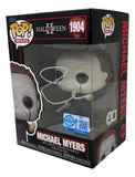 Jamie Lee Curtis Signed Halloween Funko Pop #1904 BAS