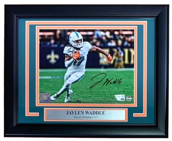 Jaylen Waddle Signed Framed 8x10 Miami Dolphins Photo Fanatics - Sports ...