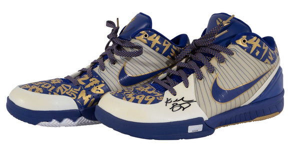 Kobe Bryant Lakers Signed Nike Zoom Kobe IV 2009 NBA Finals Home Sneakers Panini