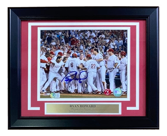 Ryan Howard Signed Framed 8x10 Philadelphia Phillies Photo BAS Sports Integrity