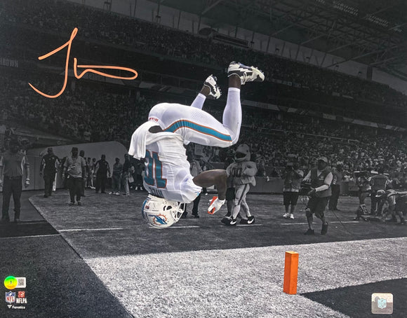 Tyreek Hill Signed 16x20 Miami Dolphins Flip Photo BAS