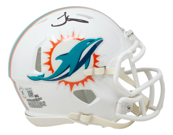 Tyreek Hill Signed Miami Dolphins Mini Speed Replica Helmet BAS ITP